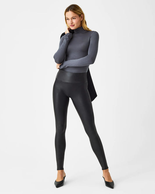 Leggings de piel sintética de SPANX