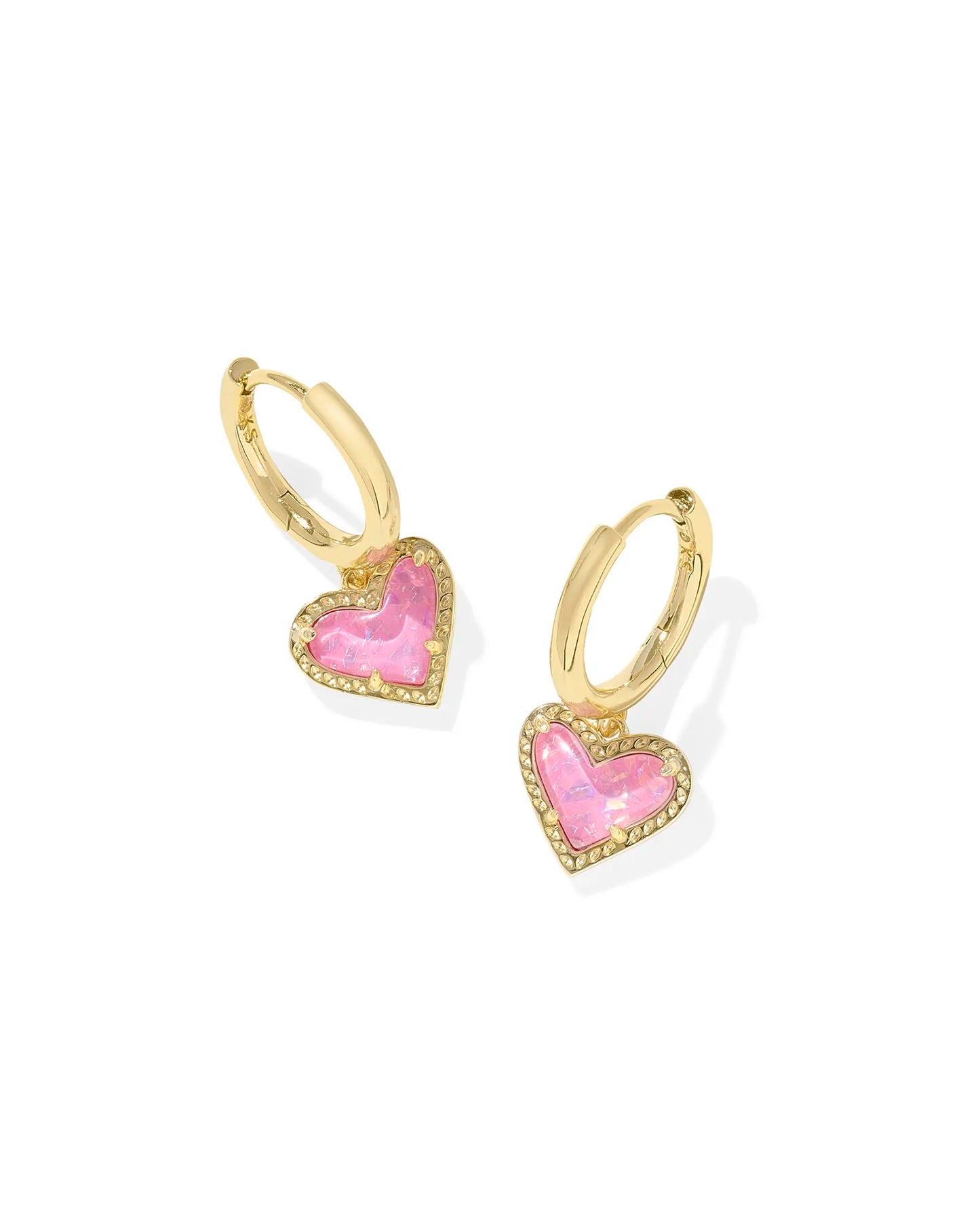 KENDRA SCOTT Ari Heart Gold Huggie Earrings