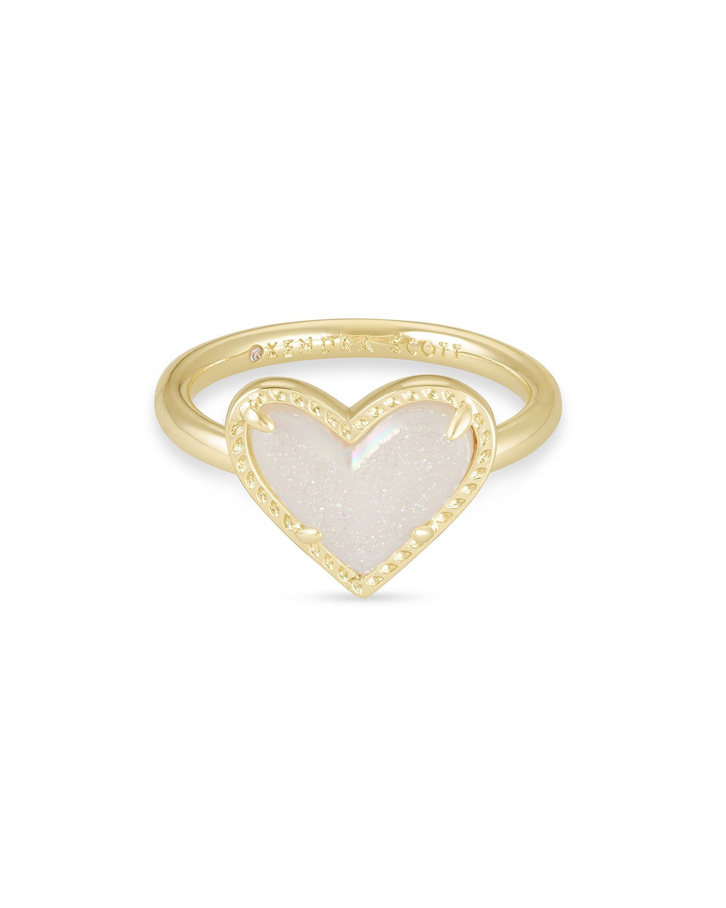 KENDRA SCOTT Ari Heart Gold Band Ring in Iridescent Drusy