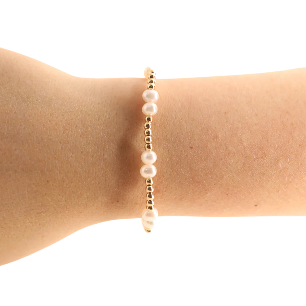 BEADED BLONDES Gold Coastal Pearl Bracelet